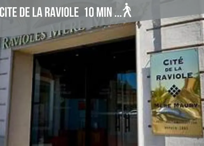 Le Bouquiniste, Centre Historique, Fibre, Ess, Rez-De-Chaussee, Bedinshop